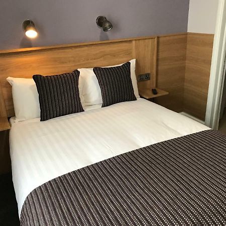 Kennedys B&B Drumcondra Dublin Exteriör bild