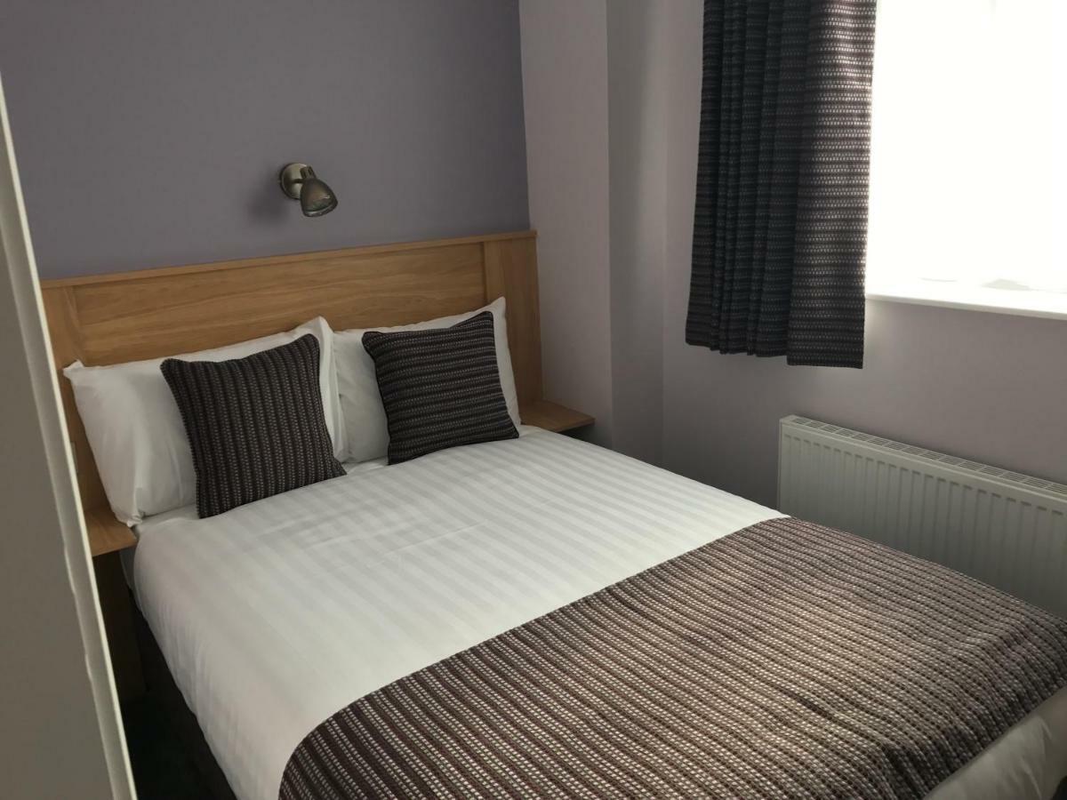 Kennedys B&B Drumcondra Dublin Exteriör bild